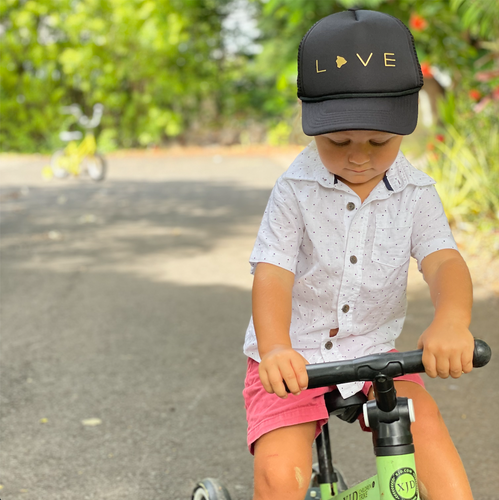 Love Big Island Black Trucker Hat - Keiki